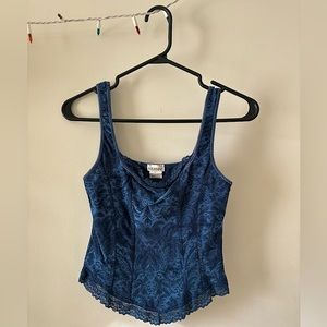 ARIANNE Blue corset style tank top with parsley detail and faux boning stitching